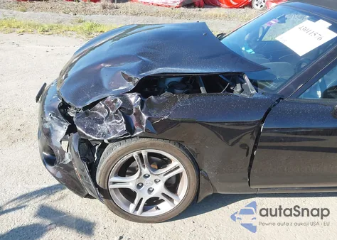 2004 Mazda Mx-5 Miata Ls z USA, uszkodzony, nr VIN JM1NB353740408716